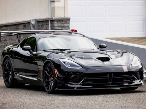 Used 2017 Dodge Viper GTC w/ ACR Package RWD image 7
