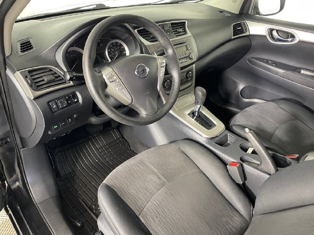 Used 2014 Nissan Sentra SV FWD image 3
