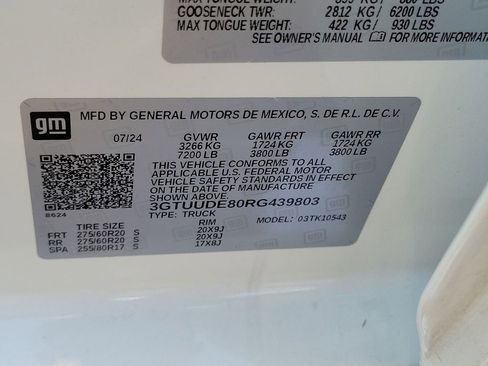 Used 2024 GMC Sierra 1500 SLT w/ SLT Premium Plus Package image 33