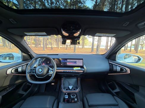 New 2026 BMW X3 xDrive30 w/ Premium Package image 2