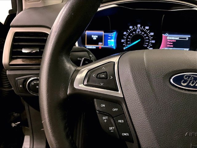 Used 2015 Ford Fusion SE w/ Equipment Group 202A FWD image 18