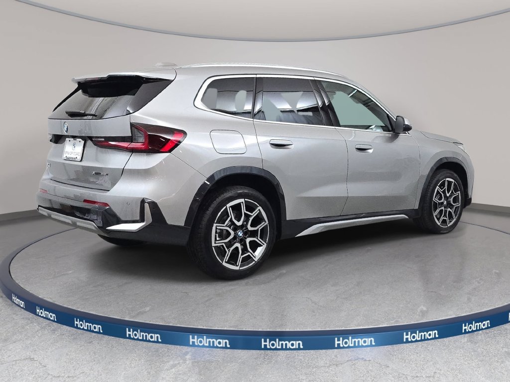 Used 2026 BMW X1 xDrive28i AWD/4WD image 6