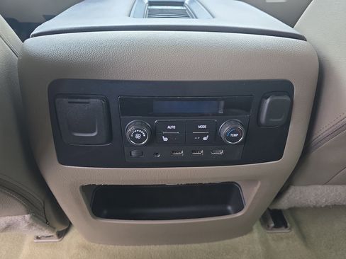 Used 2017 Chevrolet Tahoe Premier image 14