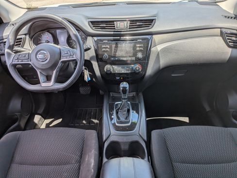 Used 2018 Nissan Rogue Sport S AWD/4WD image 15