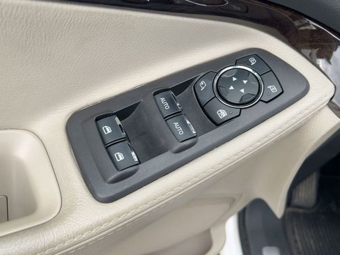 Used 2013 Ford Explorer Limited image 22