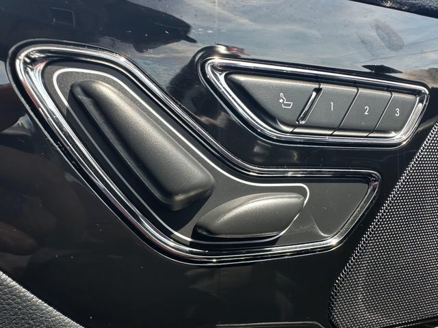Used 2025 Lincoln Aviator Reserve AWD/4WD image 13