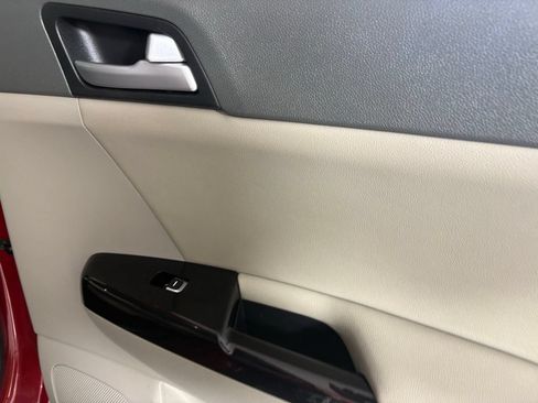 Used 2019 Kia Sportage EX w/ EX Technology Package FWD image 16