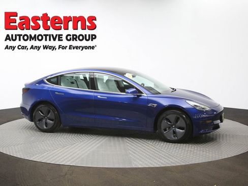Used 2020 Tesla Model 3 Standard Range Plus image 44