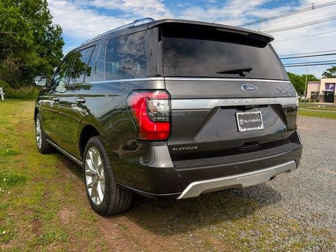 Used 2019 Ford Expedition Platinum AWD/4WD image 8