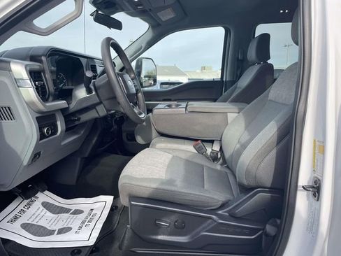Certified 2025 Ford F250 XLT AWD/4WD image 15