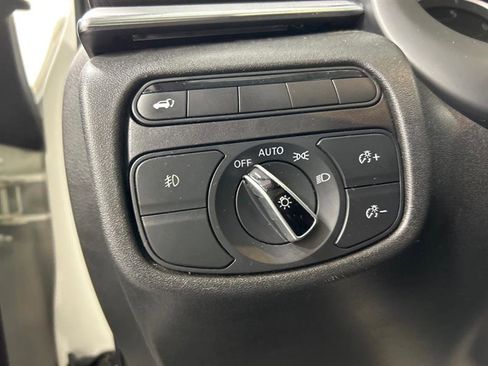 Used 2019 INFINITI QX50 Luxe image 17