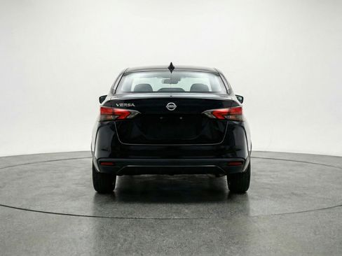 Used 2025 Nissan Versa SV image 7