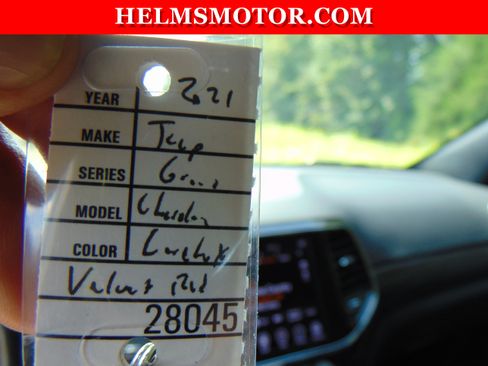 Used 2021 Jeep Grand Cherokee Laredo X RWD image 36