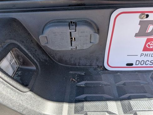 Used 2021 Toyota Tacoma TRD Off-Road image 36