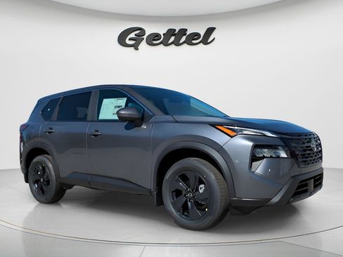 Certified 2026 Nissan Rogue SV FWD image 3