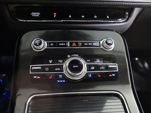 Used 2023 Lincoln Nautilus Reserve AWD/4WD image 52