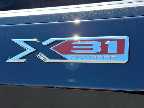 Used 2025 GMC Sierra 1500 Elevation AWD/4WD image 37
