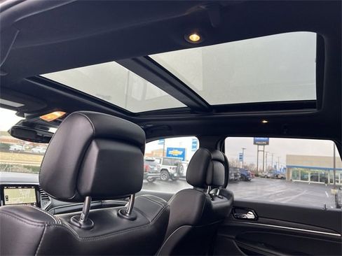 Used 2021 Jeep Grand Cherokee Limited w/ Quick Order Package 28K 80th image 16