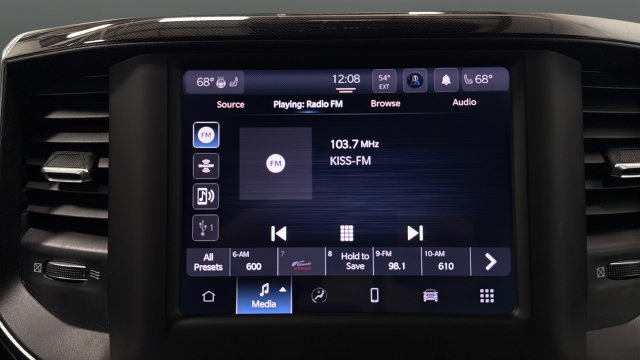 Used 2022 RAM 1500 Laramie w/ Sport Appearance Package AWD/4WD image 15