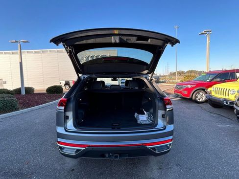 Used 2023 Volkswagen Atlas Cross Sport SEL image 54