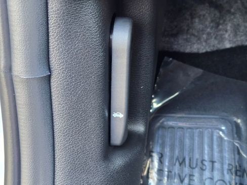 New 2026 Kia Sportage EX image 17