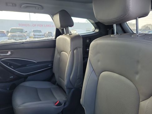 Used 2017 Hyundai Santa Fe Limited image 8
