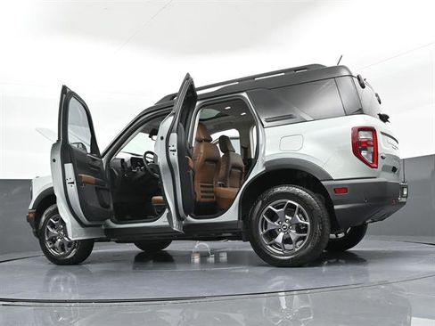 Used 2024 Ford Bronco Sport Badlands w/ Premium Package AWD/4WD image 48
