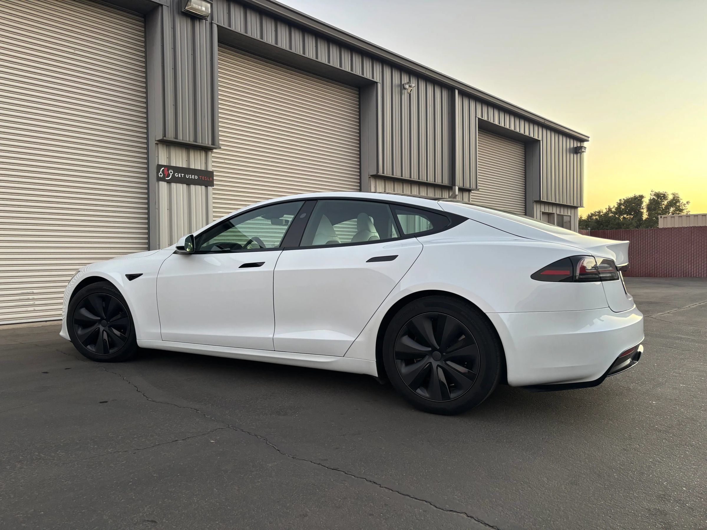Used 2023 Tesla Model S Standard Range AWD/4WD image 9