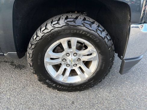 Used 2018 Chevrolet Silverado 1500 LT w/ All Star Edition AWD/4WD image 13