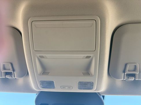 Used 2022 Ford Escape SE image 23