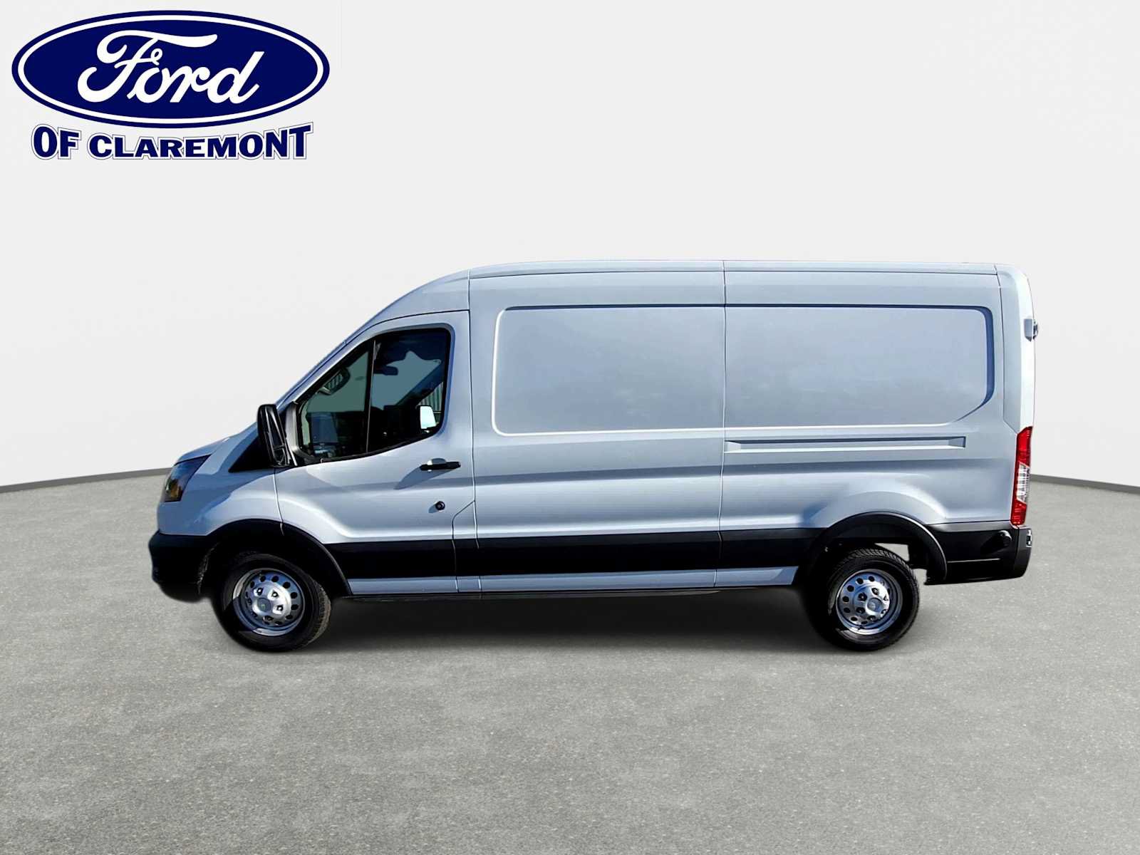 New 2026 Ford Transit 350 148 Medium Roof AWD w/ Load Area Protection Package image 5