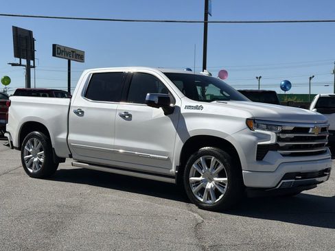 Used 2023 Chevrolet Silverado 1500 High Country image 29