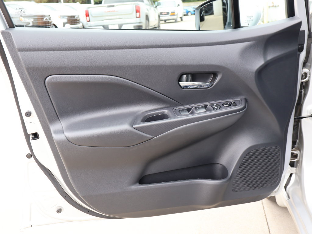 Used 2024 Nissan Versa SV w/ Trunk Package FWD image 10