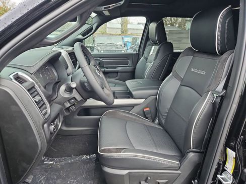 New 2026 RAM 2500 Laramie w/ Night Edition AWD/4WD image 12