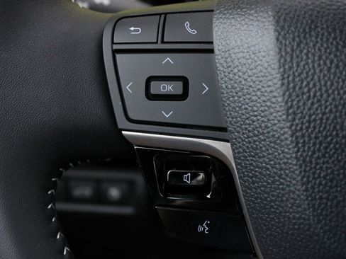 New 2026 Toyota Camry SE FWD image 28