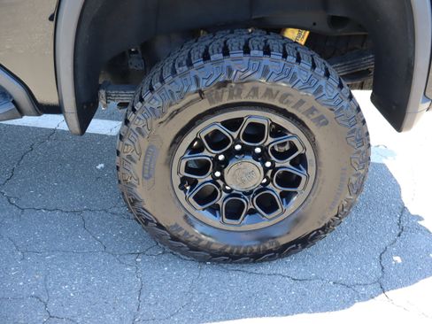 Used 2024 Chevrolet Silverado 2500 ZR2 w/ ZR2 Bison Edition AWD/4WD image 42