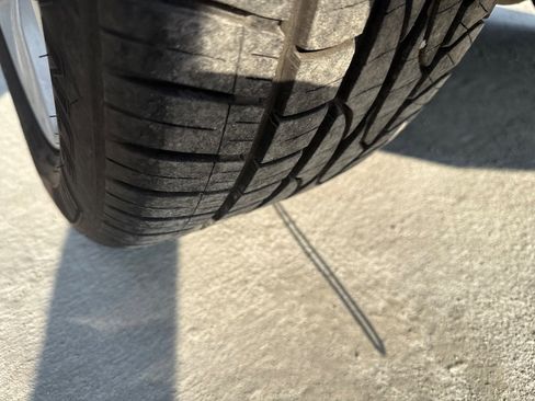 Used 2015 Chevrolet Impala LT w/ Convenience Package image 12