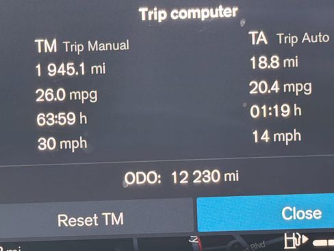 Certified 2025 Volvo V60 B5 Cross Country Plus image 35