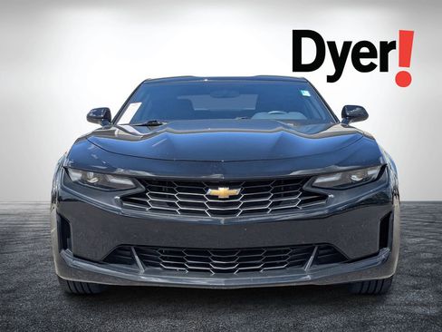 Used 2024 Chevrolet Camaro LT RWD image 9
