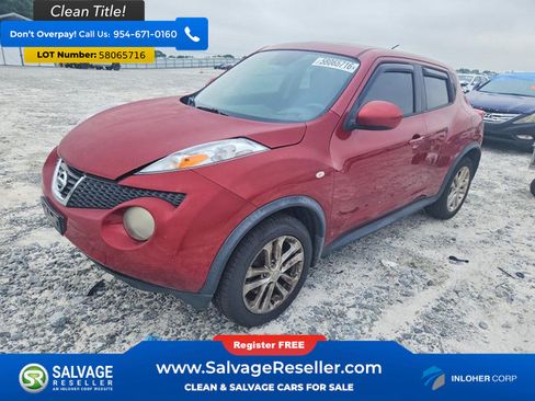 Used 2013 Nissan Juke S FWD image 1