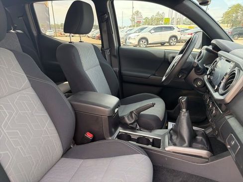 Used 2023 Toyota Tacoma TRD Sport w/ Advanced Technology Package image 15