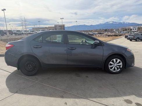 Used 2015 Toyota Corolla LE image 9