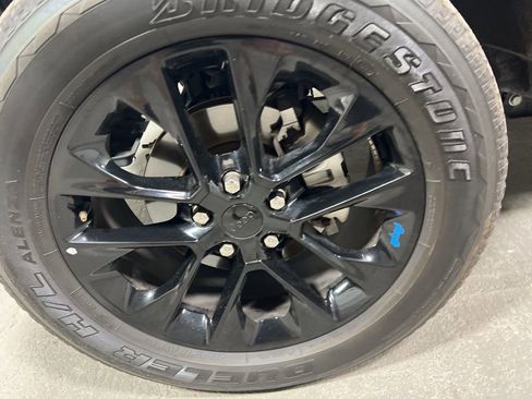 Used 2023 Jeep Wrangler Unlimited Sahara image 37