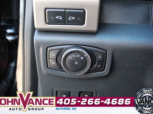 Used 2022 Ford F350 Platinum image 33