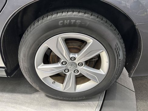 Used 2019 Honda Odyssey EX-L image 9
