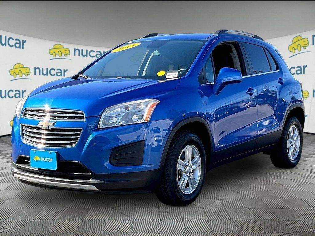 Used 2015 Chevrolet Trax LT w/ LT Plus Package AWD/4WD image 3