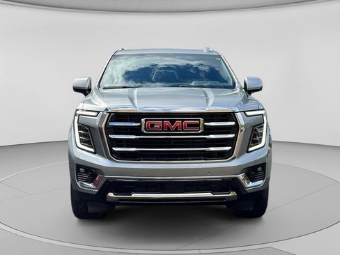 Used 2025 GMC Yukon Elevation w/ LPO, Floor Liner Package AWD/4WD image 8