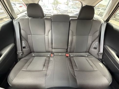 Used 2022 Subaru Outback Premium image 17