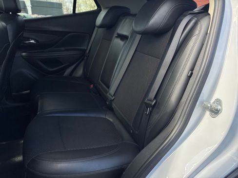 Used 2020 Buick Encore Preferred image 14