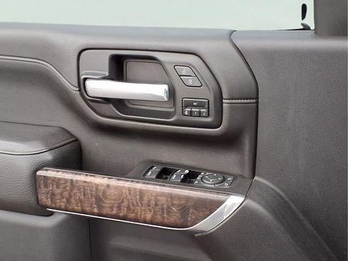 Used 2020 GMC Sierra 3500 Denali w/ Denali Ultimate Package image 15